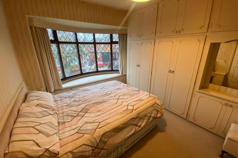 79 Birch Avenue, Chadderton, Oldham, OL1 2QY