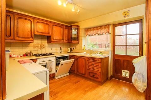 3 bedroom detached house for sale, The Green, Sharlston Common WF4