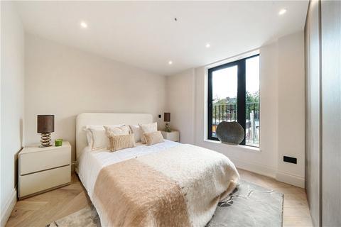 2 bedroom apartment for sale, Grafton Road, London