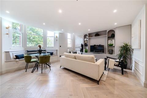 2 bedroom apartment for sale, Grafton Road, London