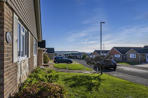 115 North Way, Seaford, BN25 3JW