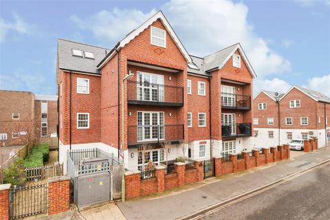 1 bedroom apartment for sale, Church Road, Fleet GU51