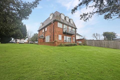 Flat 3, Pell House High Road, Fobbing, Stanford-le-hope, SS17 9JJ