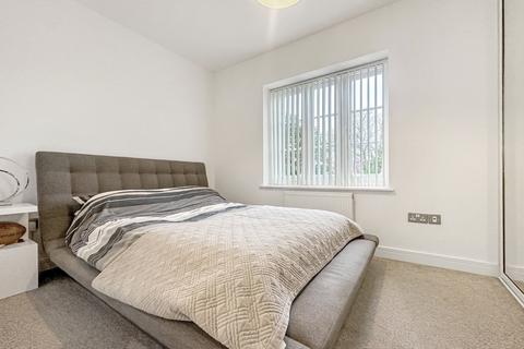 Flat 3, Pell House High Road, Fobbing, Stanford-le-hope, SS17 9JJ