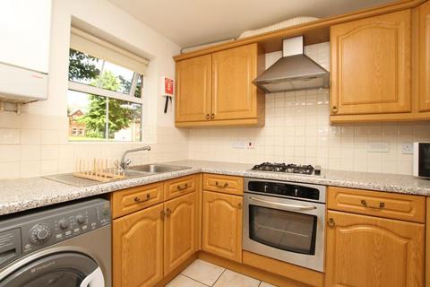 4 bedroom terraced house to rent, Casson Drive, Bristol BS16