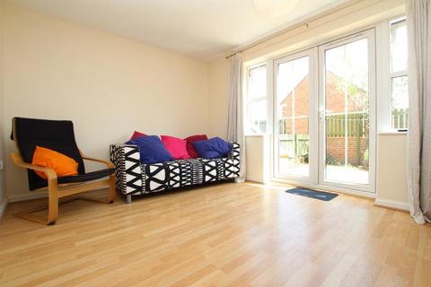 4 bedroom terraced house to rent, Casson Drive, Bristol BS16