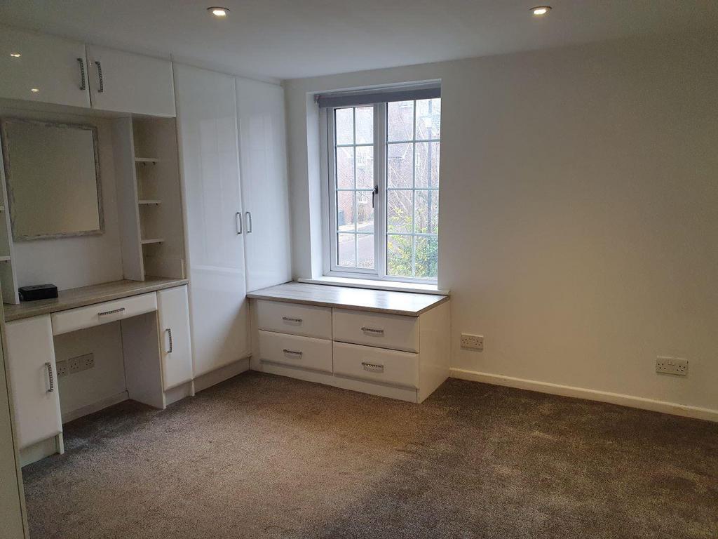 Master Bedroom.jpg
