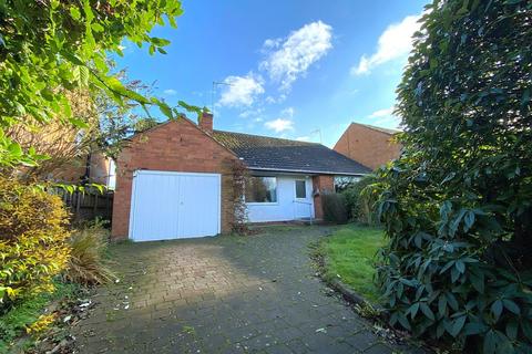 2 bedroom bungalow for sale, Hemming Way, Chaddesley Corbett, Kidderminster, DY10