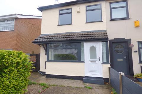 3 bedroom semi-detached house to rent, Kingsway, Huyton, Liverpool