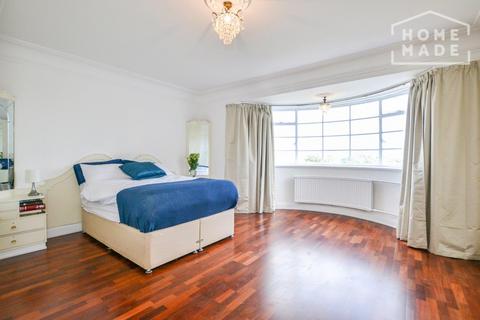 4 bedroom flat to rent, North Gate, St. John's Wood, NW8