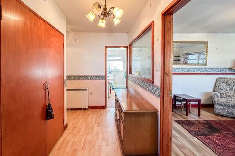 57 Belgrave Road, Fairbourne, LL38 2BQ
