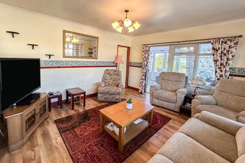 57 Belgrave Road, Fairbourne, LL38 2BQ