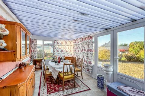 57 Belgrave Road, Fairbourne, LL38 2BQ