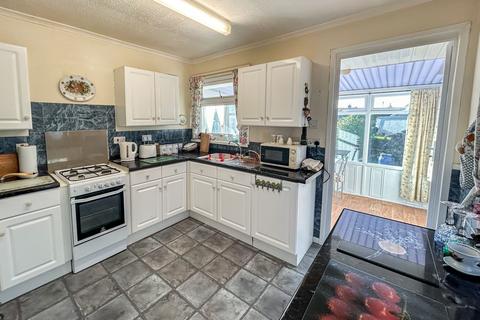 57 Belgrave Road, Fairbourne, LL38 2BQ