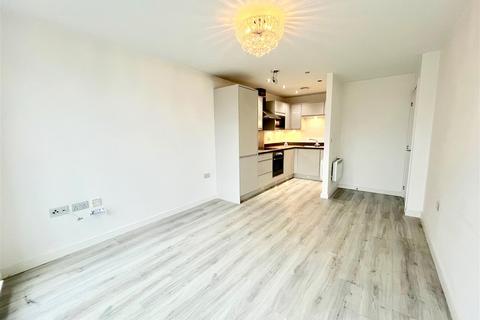 2 bedroom flat for sale, Worsdell Drive, Gateshead