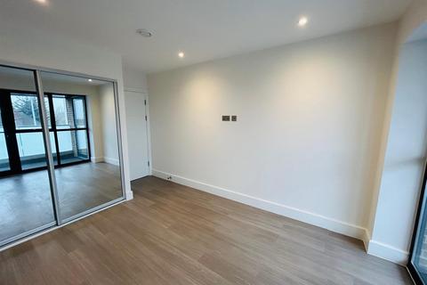 1 bedroom flat to rent, Church Road, Northolt