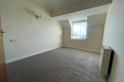 1 bedroom retirement property to rent, St. Marys Road, Evesham