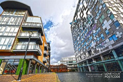 2 bedroom flat to rent, 14 Waterfront Walk, Birmingham B1