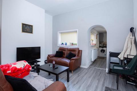 4 bedroom block of apartments for sale, Mossley Road, Ashton-under-Lyne OL6