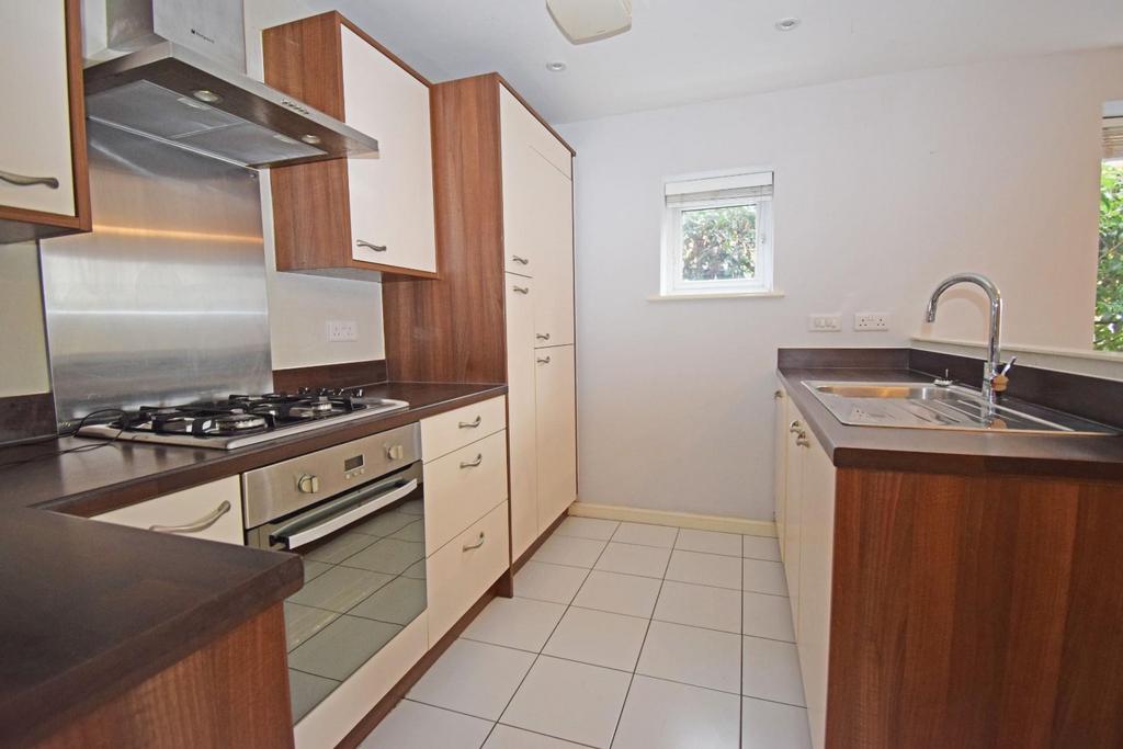 58 Lawley Way, kitchen a.jpg