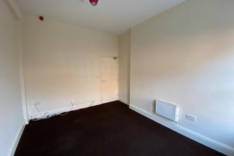 1 bedroom flat to rent, Holton Road, Barry, The Vale Of Glamorgan. CF63 4HE