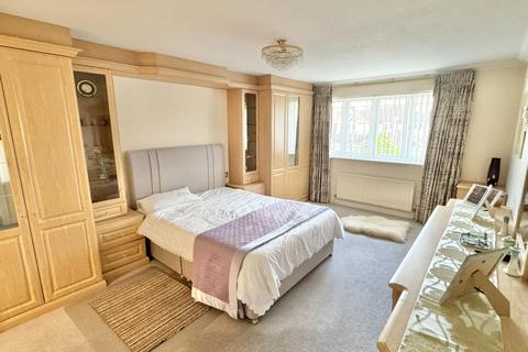 4 bedroom detached house for sale, Wolverton Drive, Wilmslow