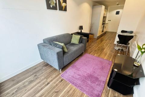 1 bedroom flat for sale, Number One Pink, Media City UK, Salford, M50