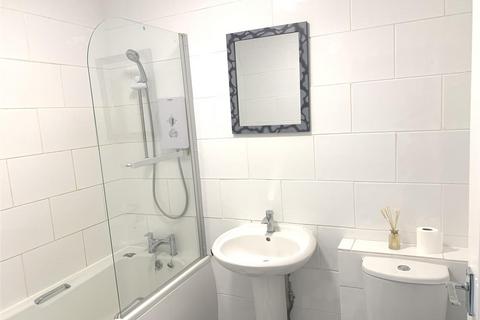 1 bedroom flat to rent, Stockwell Court, Gower Road