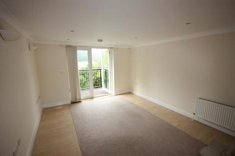 2 bedroom apartment to rent, Primrose Court, Guildford GU4