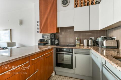 2 bedroom flat for sale, Red Square, Carysfort Road, Stoke Newington, N16