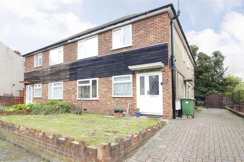 2 bedroom maisonette for sale, Pinnacle Hill, Bexleyheath DA7