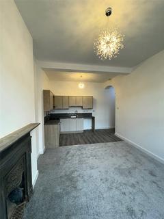 2 bedroom apartment to rent, Bearwood Road, Smethwick, B66