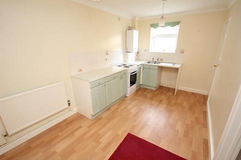 2 bedroom house to rent, Robbs Walk, St. Ives