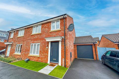 4 bedroom semi-detached house for sale, Dragon Rise, Norton Fitzwarren, Taunton, Somerset