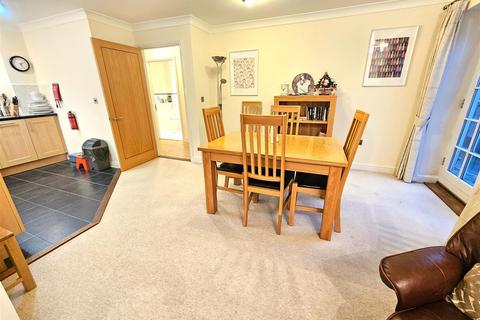 1 bedroom flat for sale, Barley market Street, Tavistock