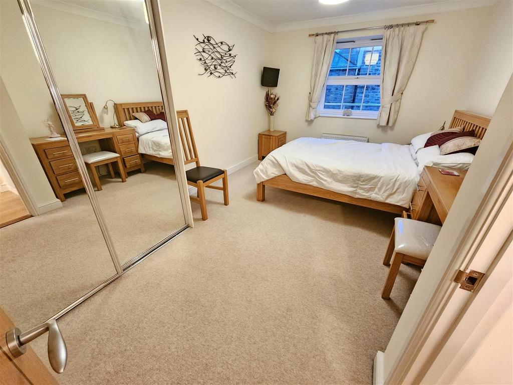 Bedroom.jpg