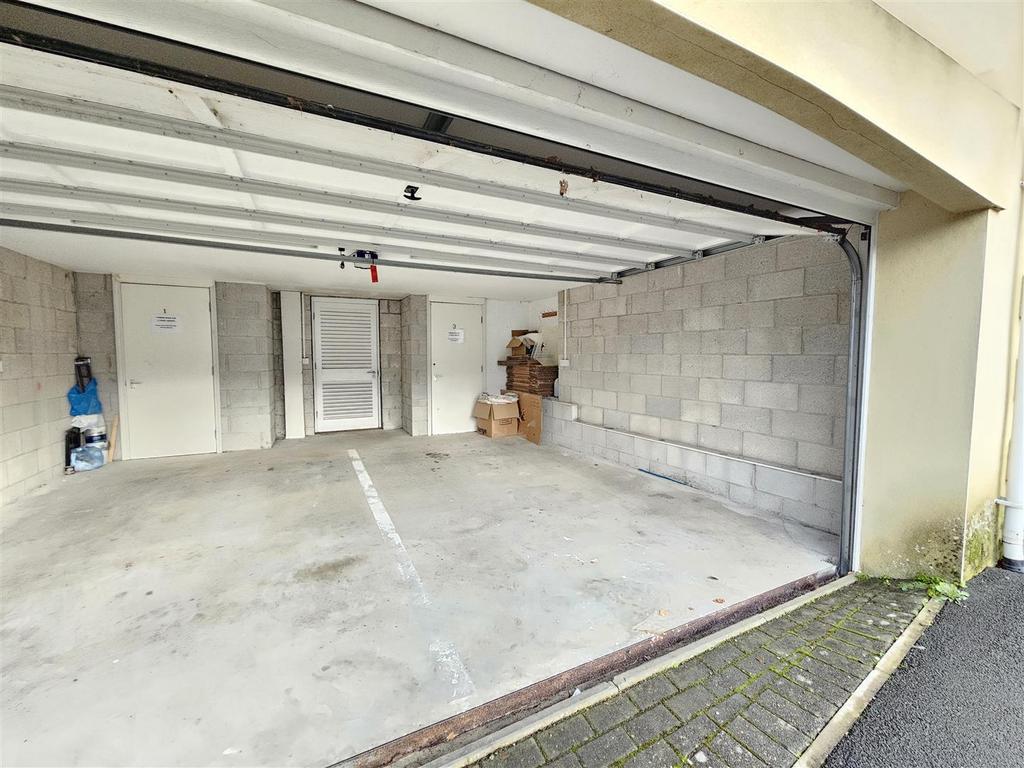 Shared Garage.jpg