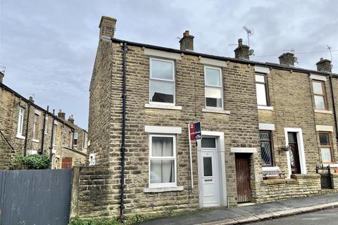 2 bedroom end of terrace house for sale, Hadfield Street, Glossop