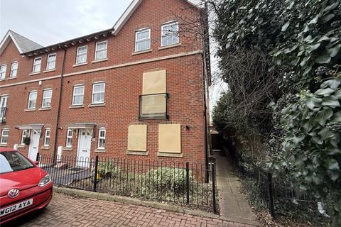 3 bedroom end of terrace house for sale, Easton Drive, Sittingbourne, Kent, ME10