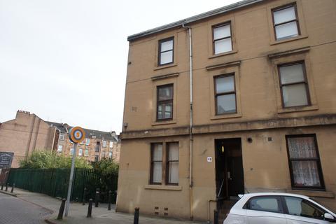 Studio to rent, Dalcross Street, Glasgow G11