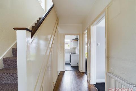 22 Brading Road, Leicester, LE3 9BG