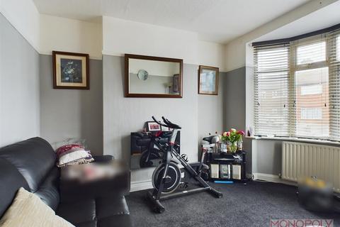 22 Brading Road, Leicester, LE3 9BG