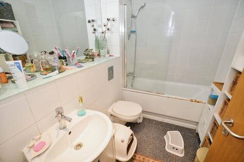 1 bedroom flat for sale, Mere House, 62 Ellesmere Street, Manchester, Greater Manchester, M15