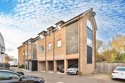 1 bedroom flat for sale, Emerson Mews, New Malden