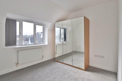 1 bedroom flat for sale, Emerson Mews, New Malden