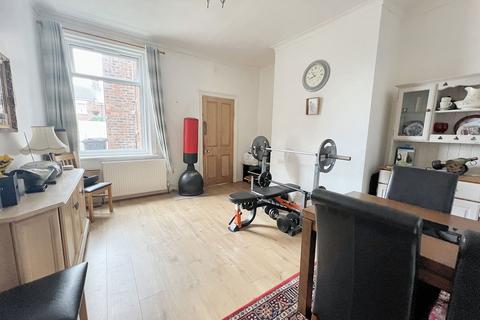 2 bedroom ground floor flat for sale, Front Street, Camperdown, Newcastle upon Tyne, Tyne and Wear, NE12 5UT