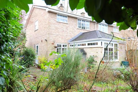 3 bedroom semi-detached house for sale, Hanover Gardens, Farnborough GU14