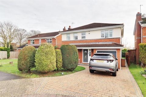 5 bedroom detached house for sale, Oaklands Drive, Willerby, Hull