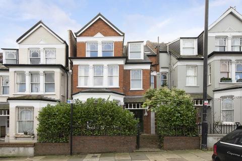 6 bedroom terraced house to rent, Alexandra Park Road, London N10