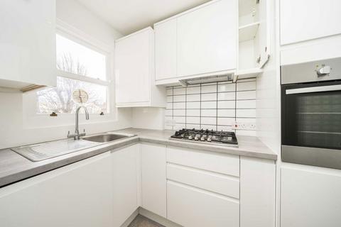 2 bedroom flat to rent, Church Road, Richmond TW9